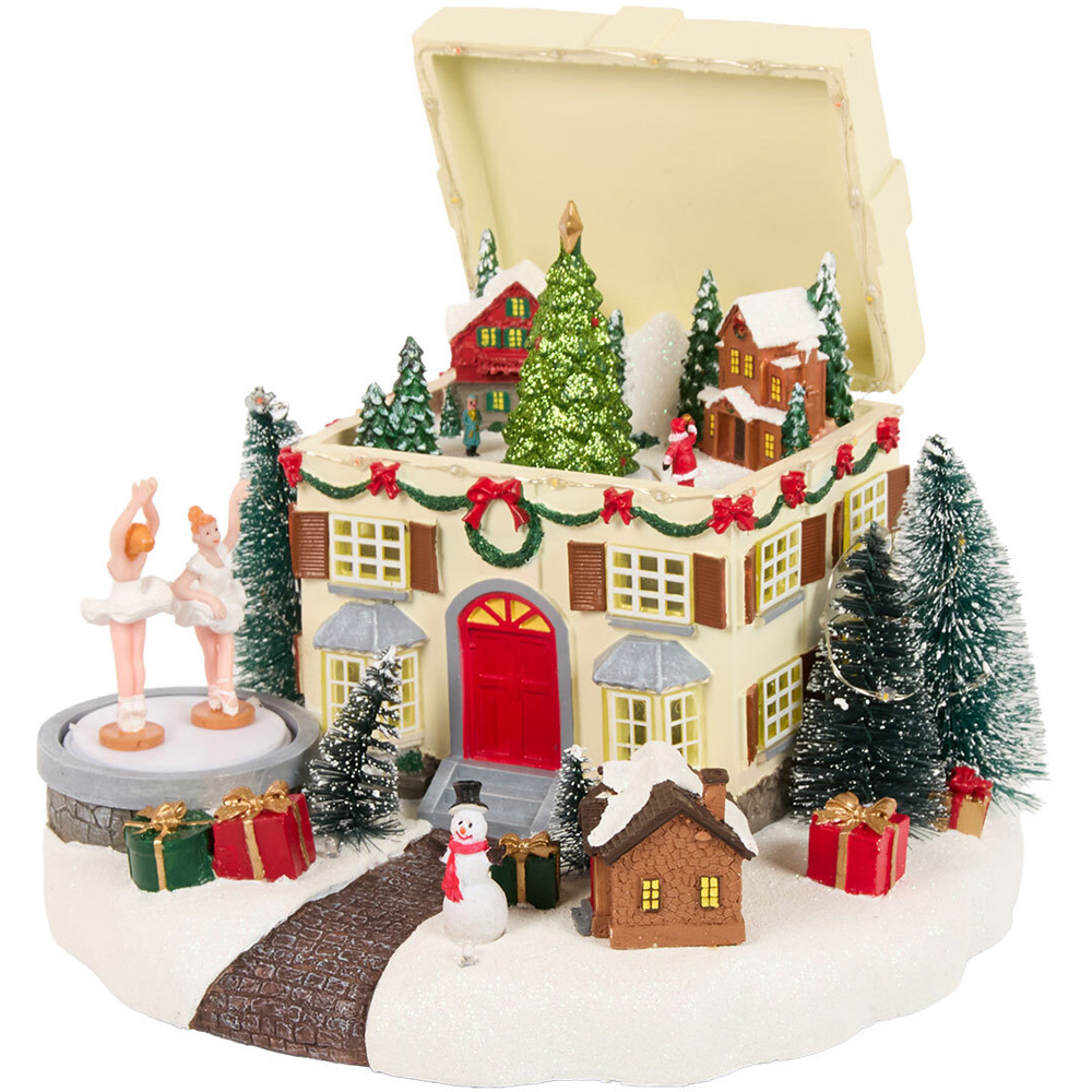 Christmas Present Model Village Image 3