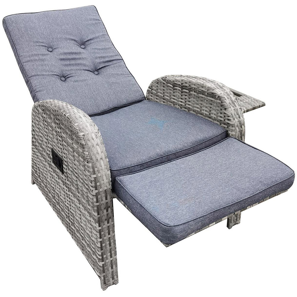 Malay Deluxe Malay New Hampshire Grey Wicker Reclining Chair Image 3