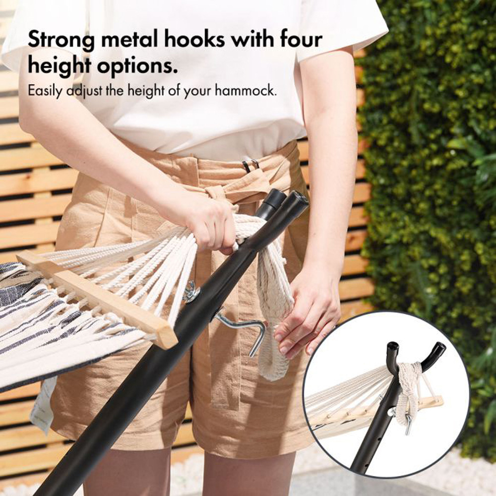 VonHaus Beige Hammock with Metal Frame Image 5
