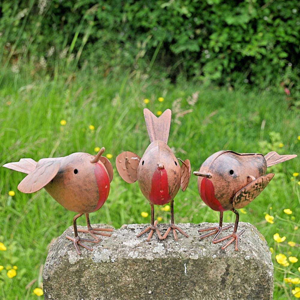 Marco Paul Metal Robin Garden Ornament 3 Pack Image 1