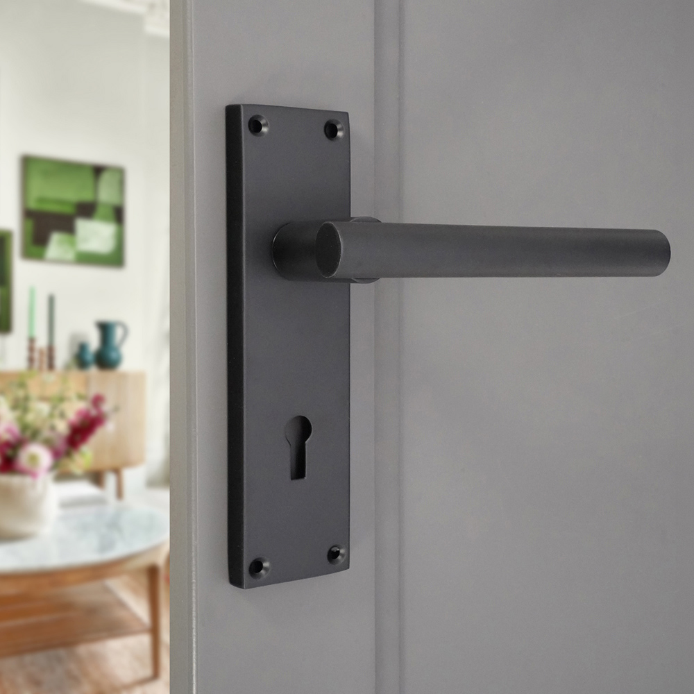 Spira Brass Jura Matt Black Lever on Backplate Door Handle with Lock 2 Pack Image 2