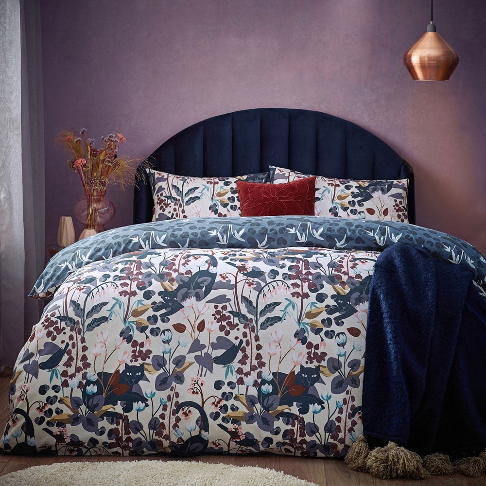 furn. Midnight Panther Animal Super King Dusky Blue Duvet Set Image 4
