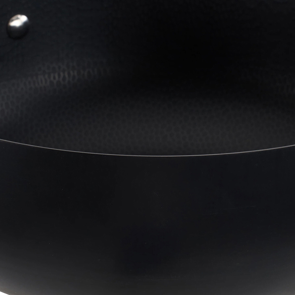 Living and Home 24cm Black Iron Wok with Detachable Handle Image 3