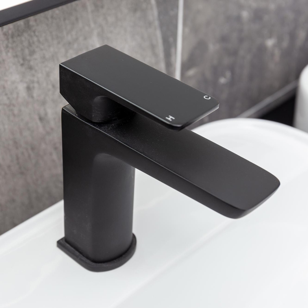 Go Bathrooms Dara Matt Black Mono Basin Mixer Tap with Click Clack Waste Image 2