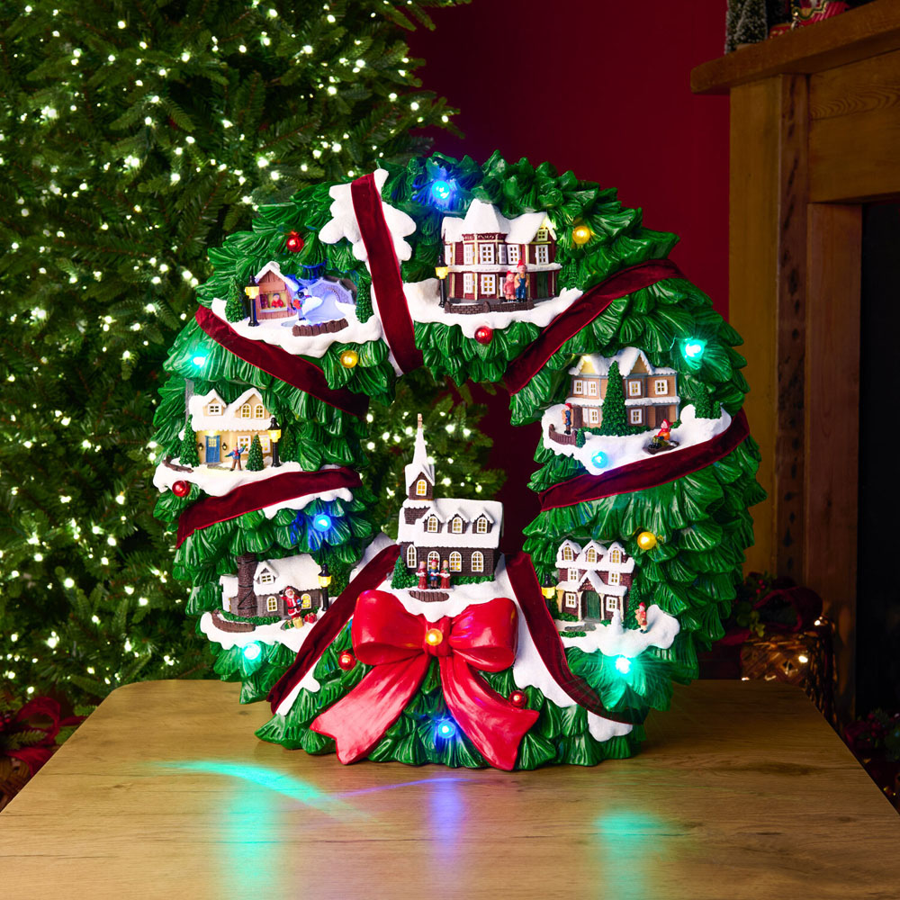 Christmas Wreath Model Image 2