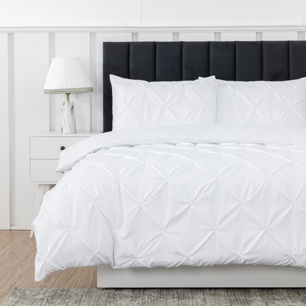 MHG Living Super King Size White Pintuck Duvet Cover Set with Fitted Sheet Image 1