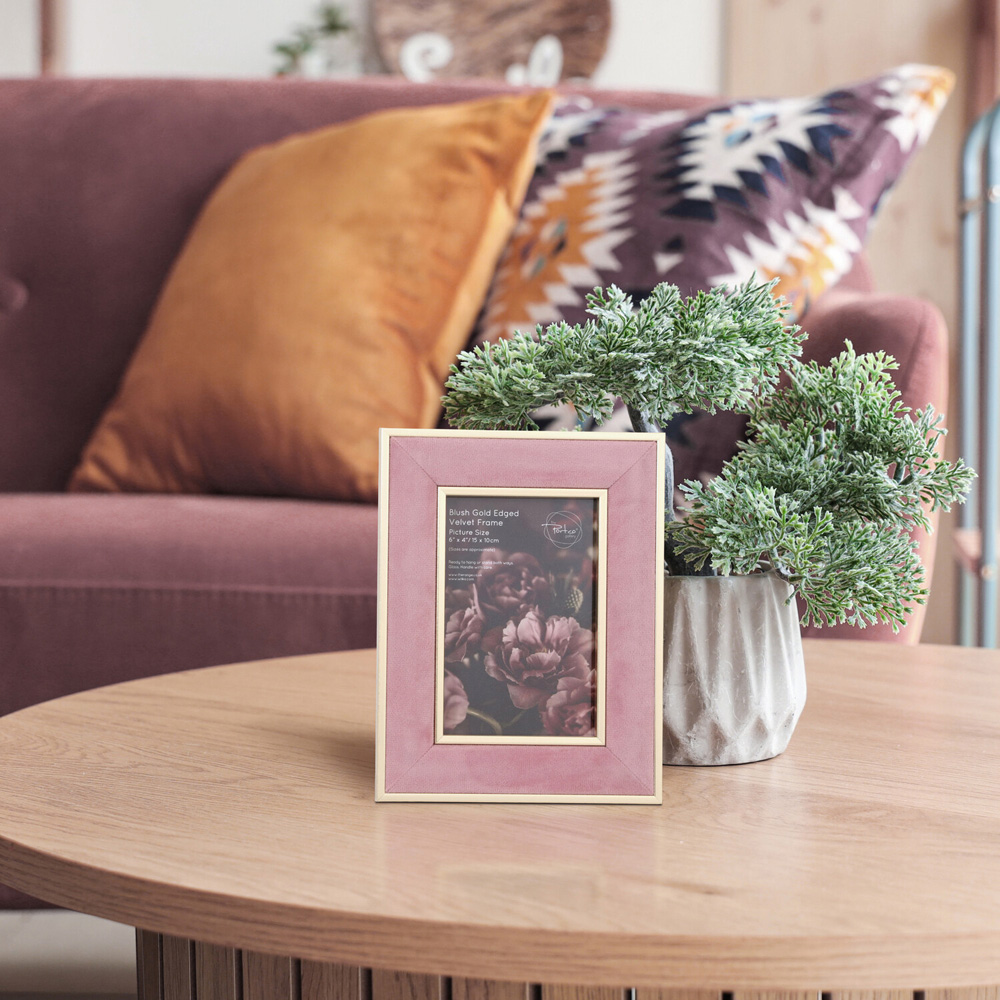 Gold Edged Velvet Photo Frame Blush 7 x 5 inch Image 2