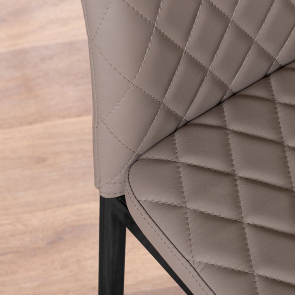 Furniturebox Molini Valera 6 Seater Dining Set Black Gloss and Cappuccino Image 7