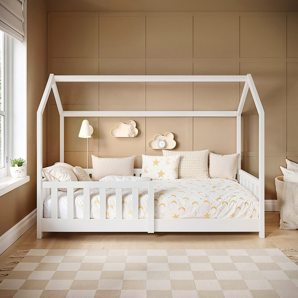Flair Explorer Shorty White Playhouse Bed Image 5