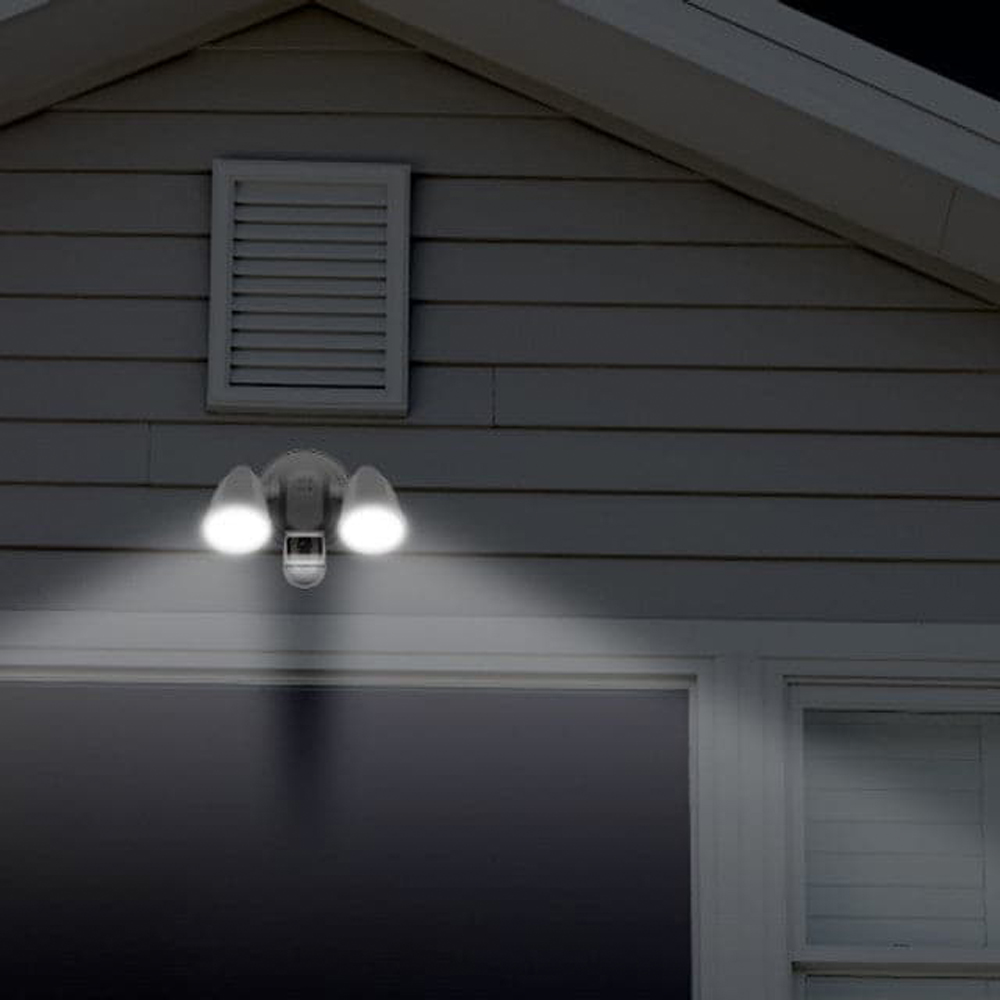 Swann Floodlight Wireless 4K Security Camera with Motion Sensor Image 4
