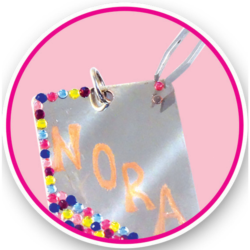Small World Toys Make Your Own Engrave and Flip Metal Jewellery Kit Image 9