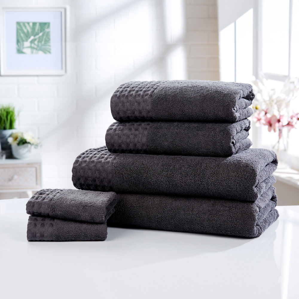 Rapport Home Retreat Charcoal Grey Cotton Face Cloth Image 2