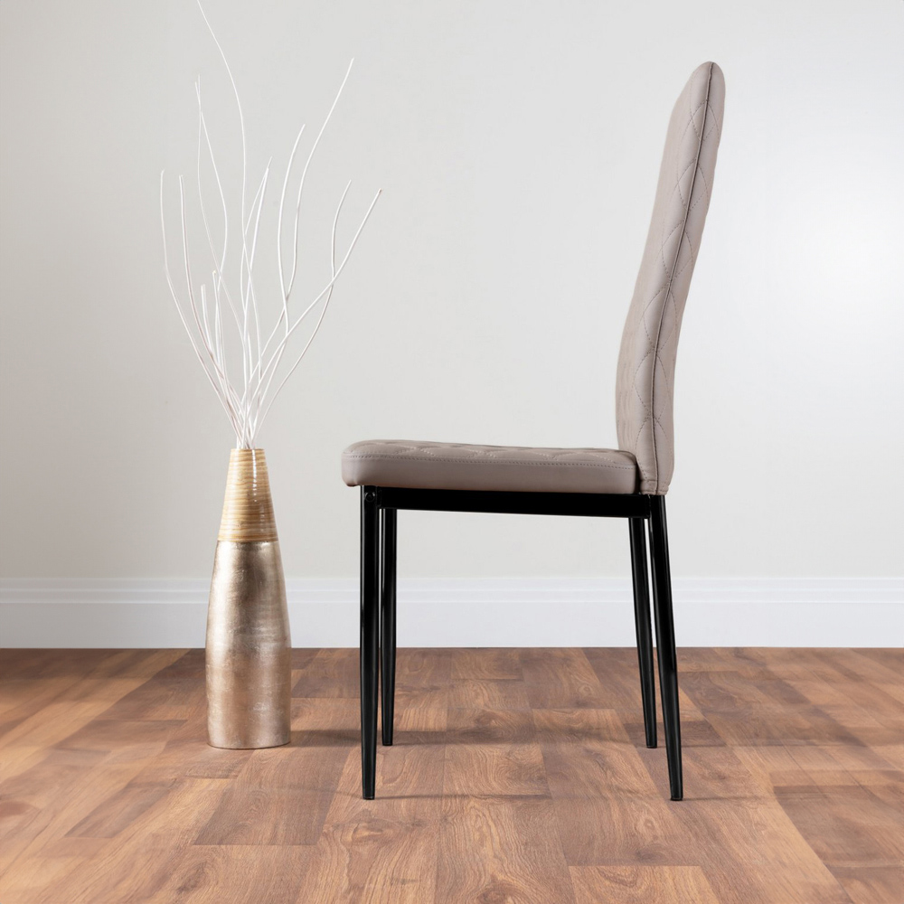 Furniturebox Molini Valera 6 Seater Dining Set Black Gloss and Cappuccino Image 4