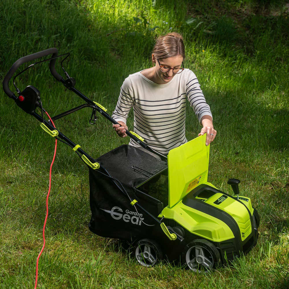 Garden Gear KH1068 2 in 1 2000W Lawn Scarifier and Raker Image 7