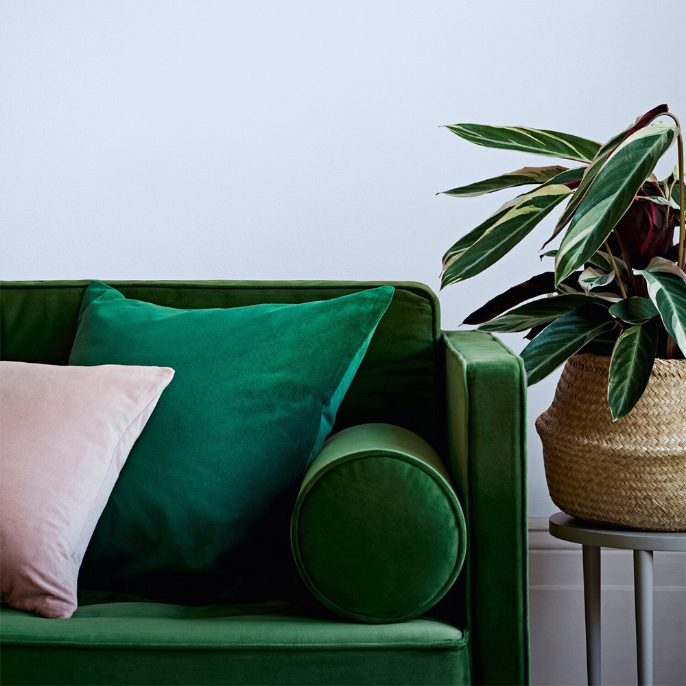 Crown Easyclean Moonlight Bay Matt Emulsion Multisurface Paint 2.5L Image 4