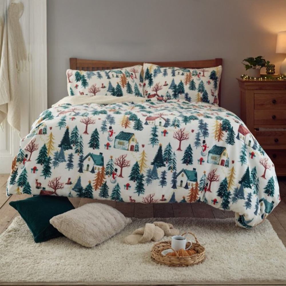 Deyongs Winter Walk Double Fleece Duvet Set Image 1