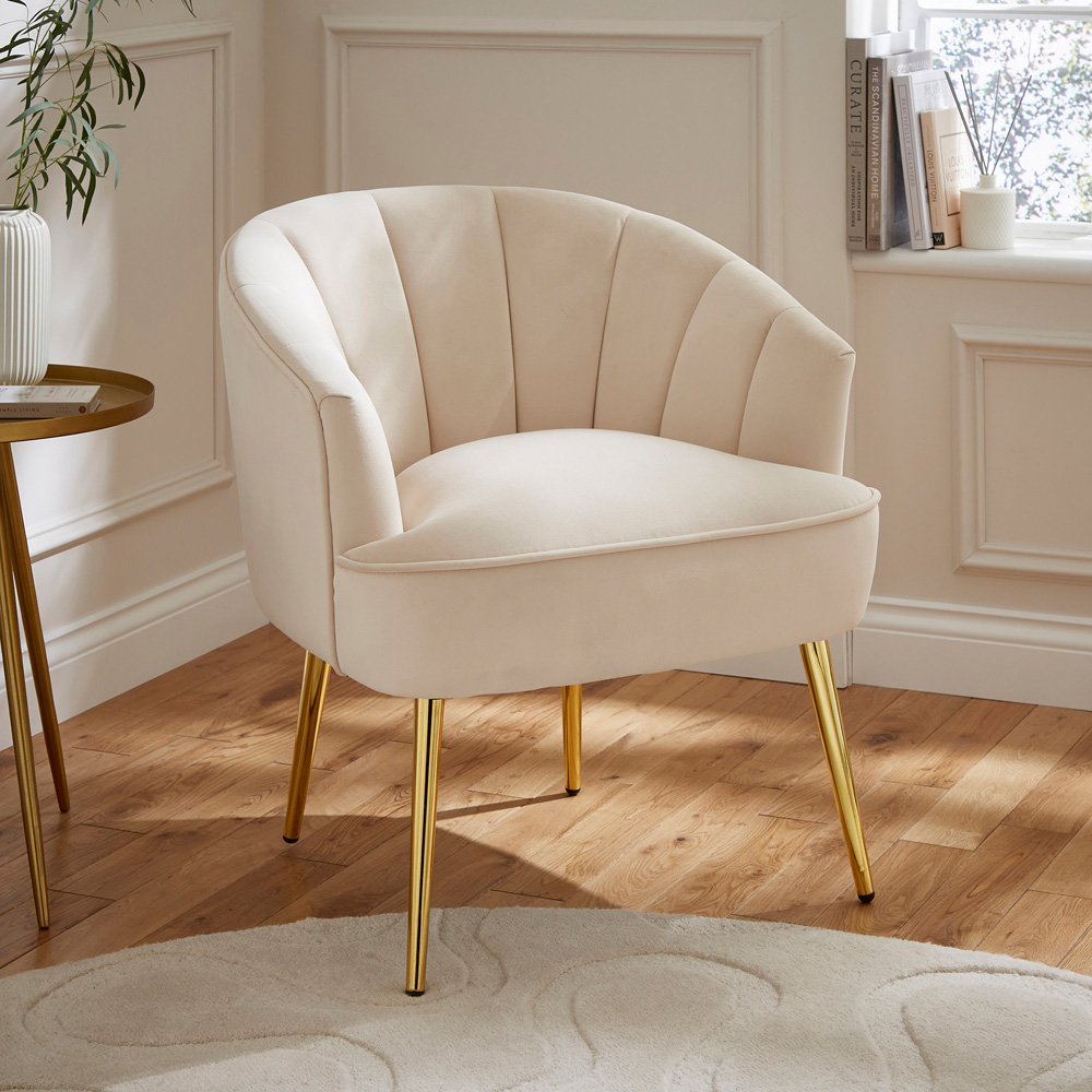 GFW Pettine Natural Velvet Scallop Accent Chair Image 6