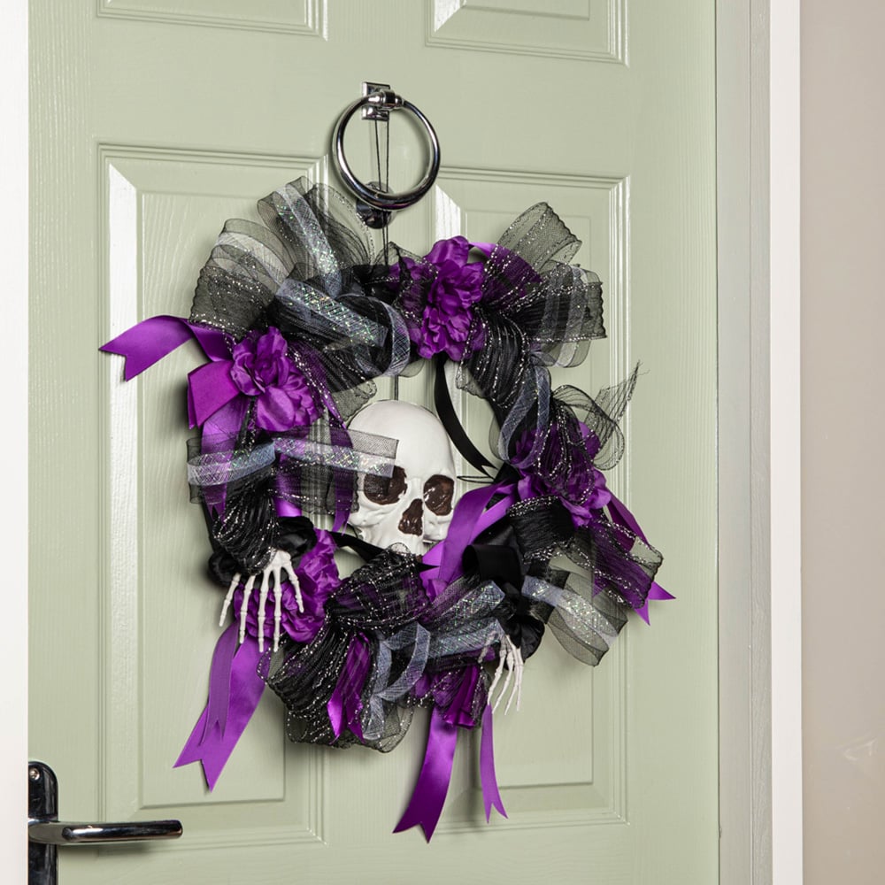 Samuel Alexander Halloween Black and Purple Hanging Skull Wreath Decoration 45cm Image 7