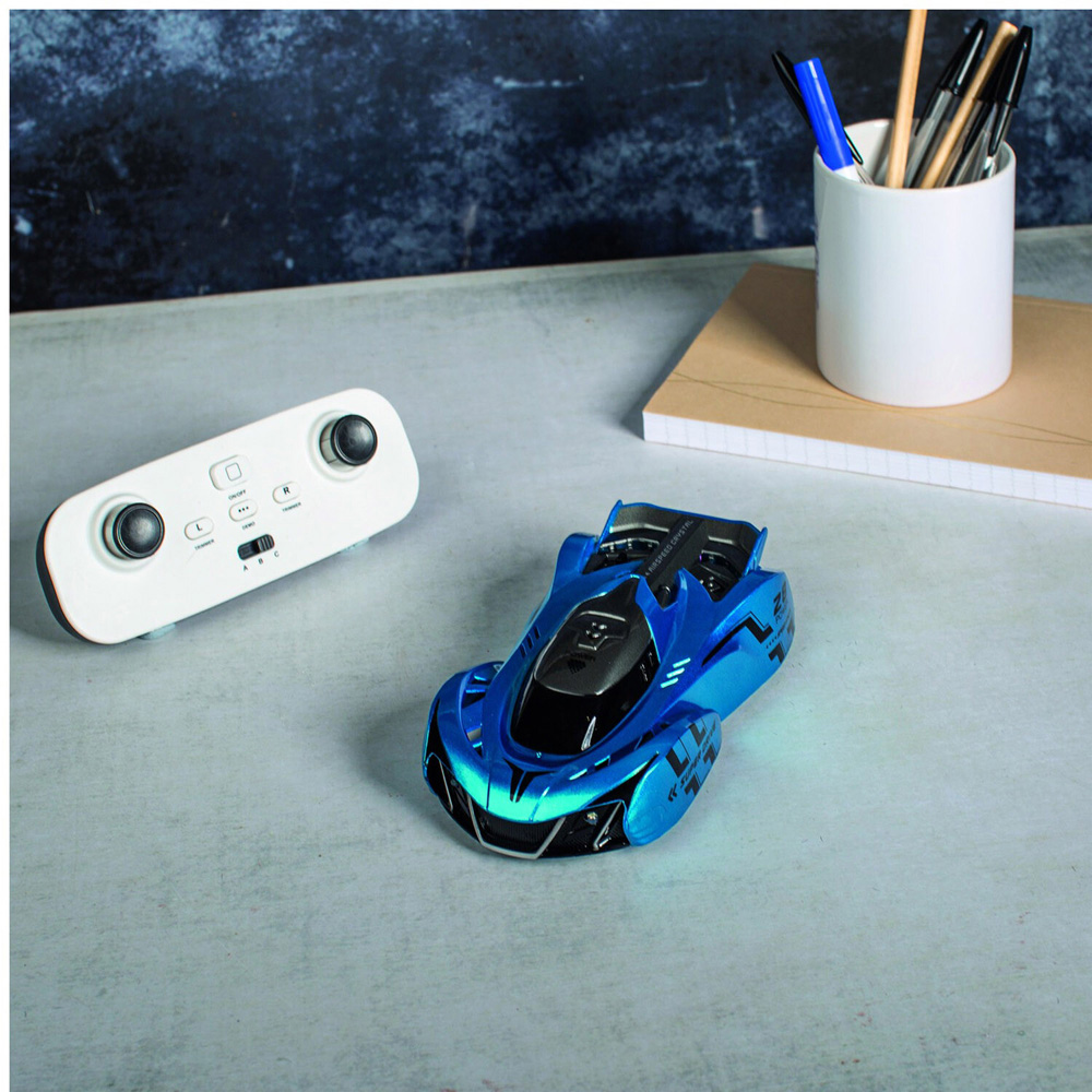 Remote Controlled Wall Climbing Super Car Blue Image 2