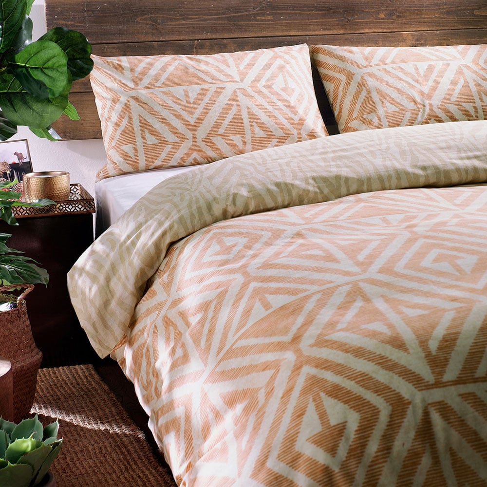 furn. Tanza Single Terracotta Duvet Set Image 3