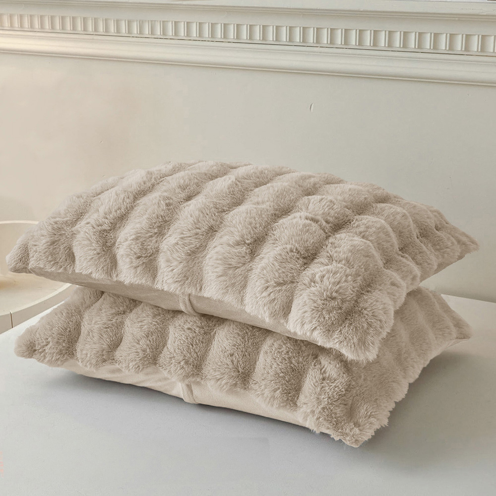 Sweet Dreams Alpine Faux Fur Beige Pillowcase 2 Pack Image 2