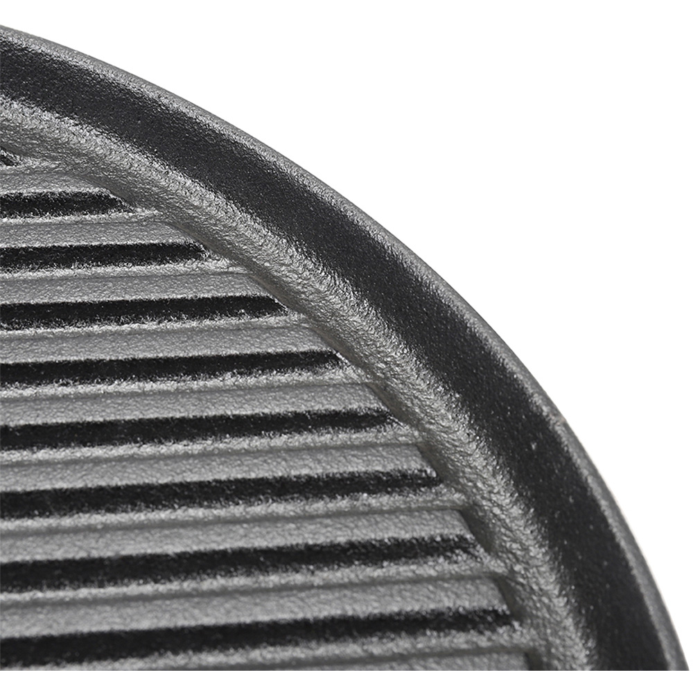 Living and Home 36 x 30cm Pre-Seasoned Cast Iron Round BBQ Grill Pan Image 4