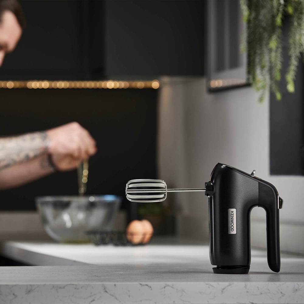 Kenwood QuickMix KW0501 Black Hand Mixer Image 2