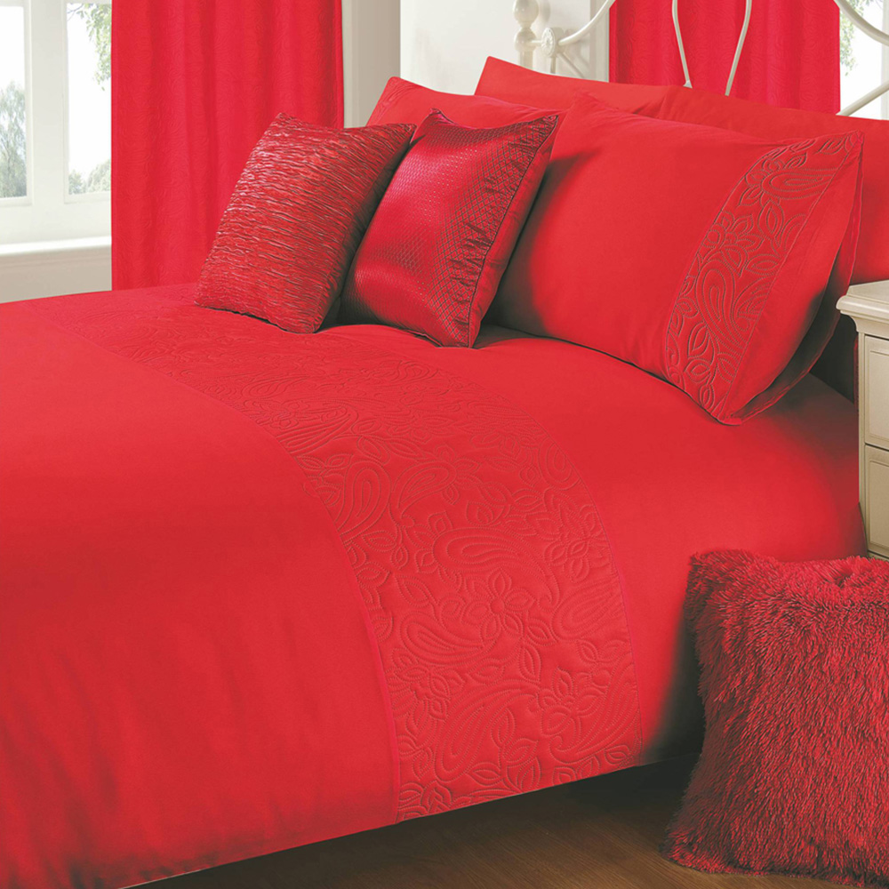 Intimates Alexis Super King Size Red Quilted Floral and Paisley Duvet Cover Set Image 2