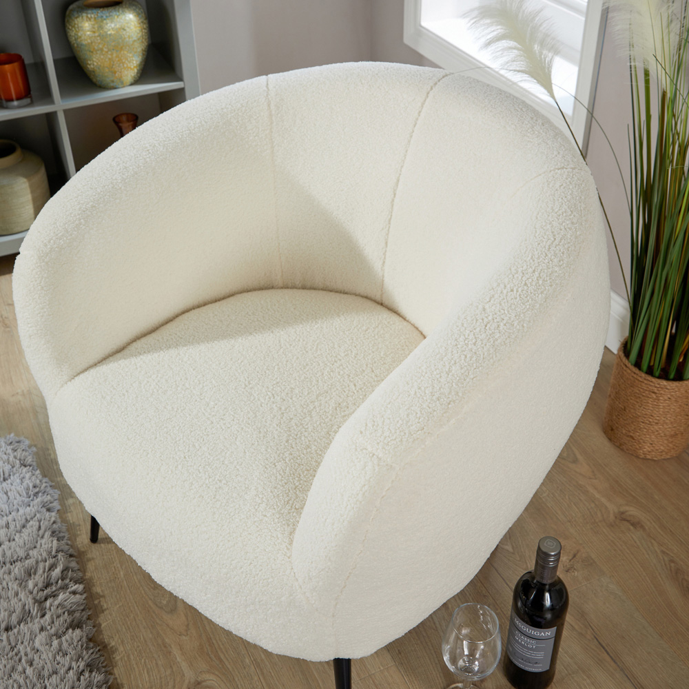 Home Source Elko Back White Faux Fur Round Accent Chair Image 5