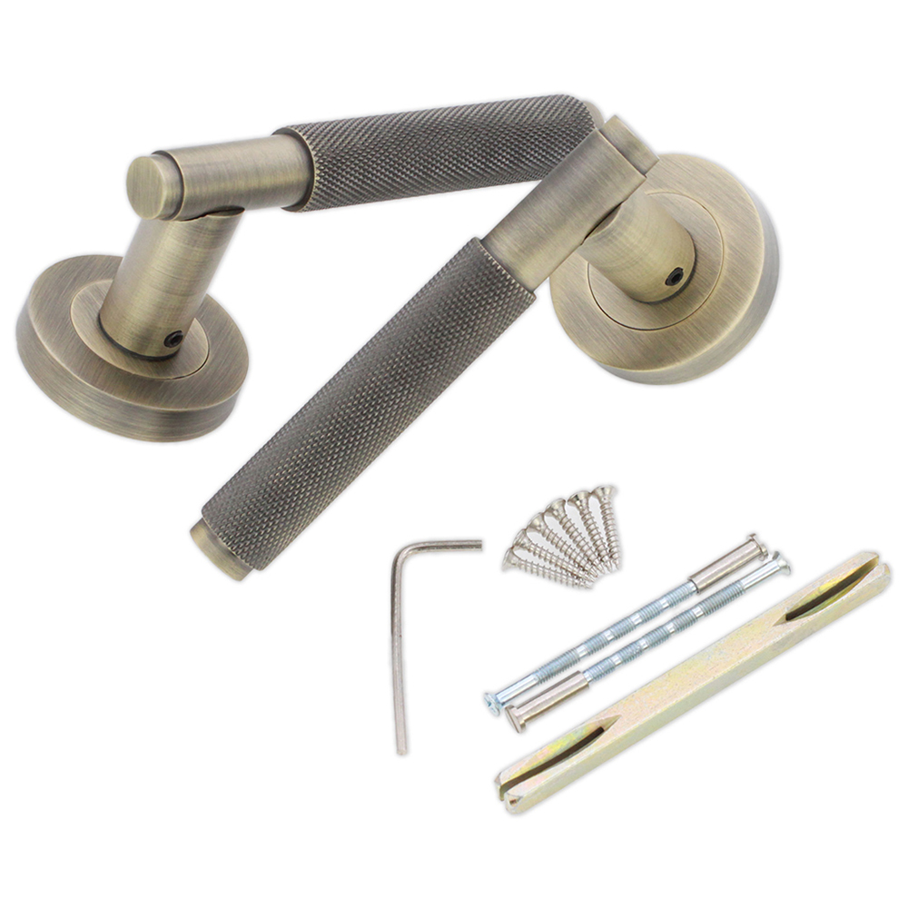 Spira Brass Connaught Matt Antique Lever On Rose Door Handle 2 Pack Image 4