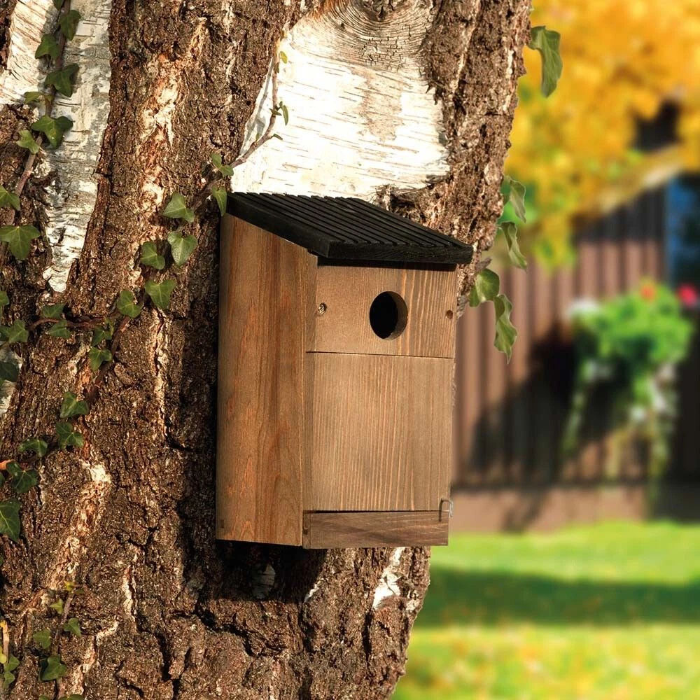 Gardman Multi-Purpose Wooden Nest Box with Interchangeable Front Image 2