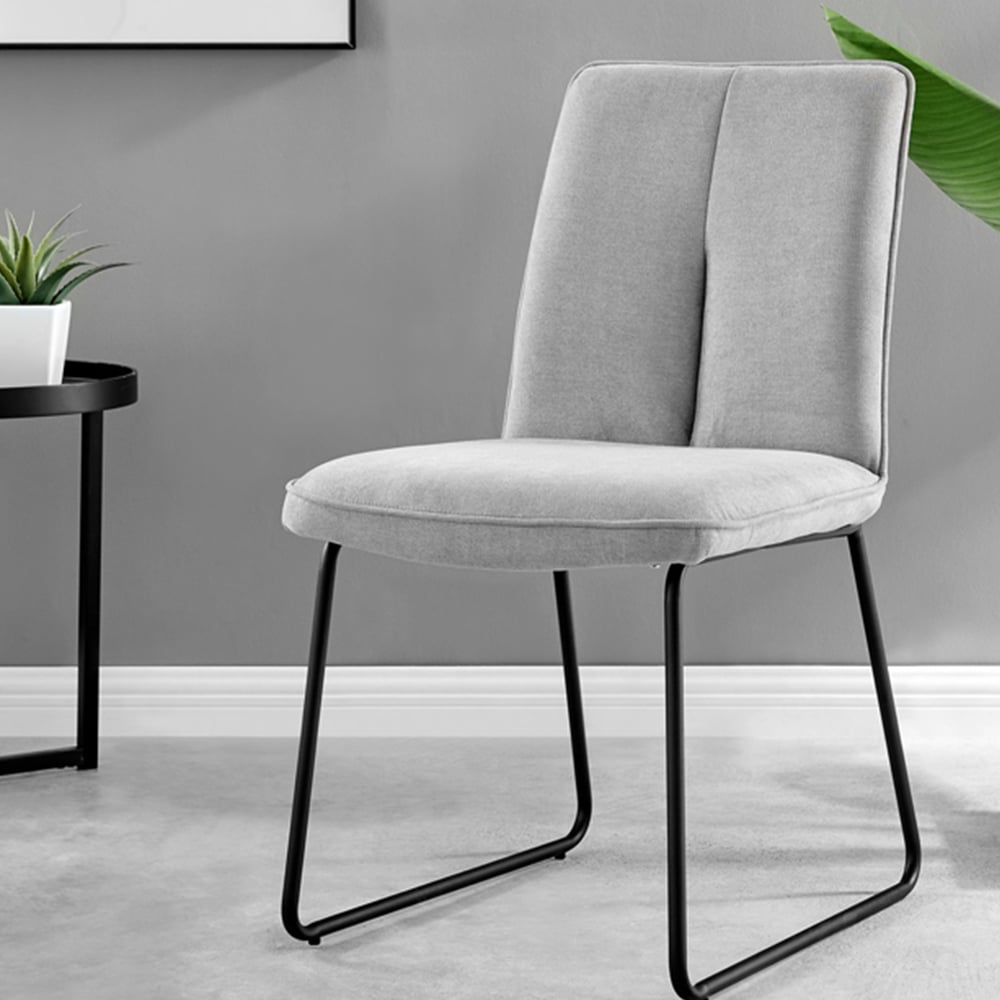 Furniturebox Molini Harley 6 Seater Dining Set Black Gloss and Light Grey Image 3