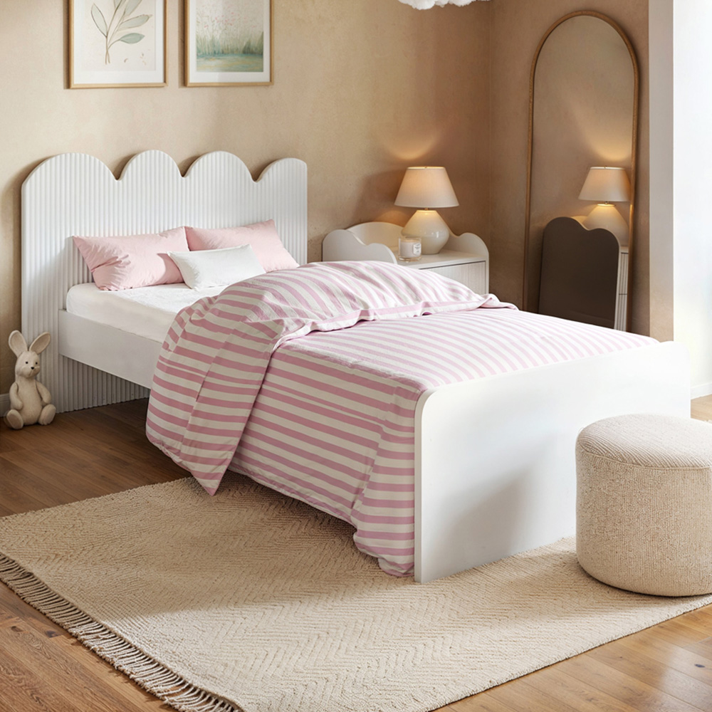 Flair Calista Single White Ribbed Bed Image 1