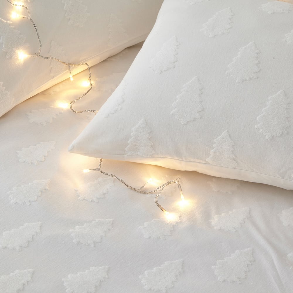furn. Yard Tufted Tree King Size White Festive Duvet Cover Set Image 3