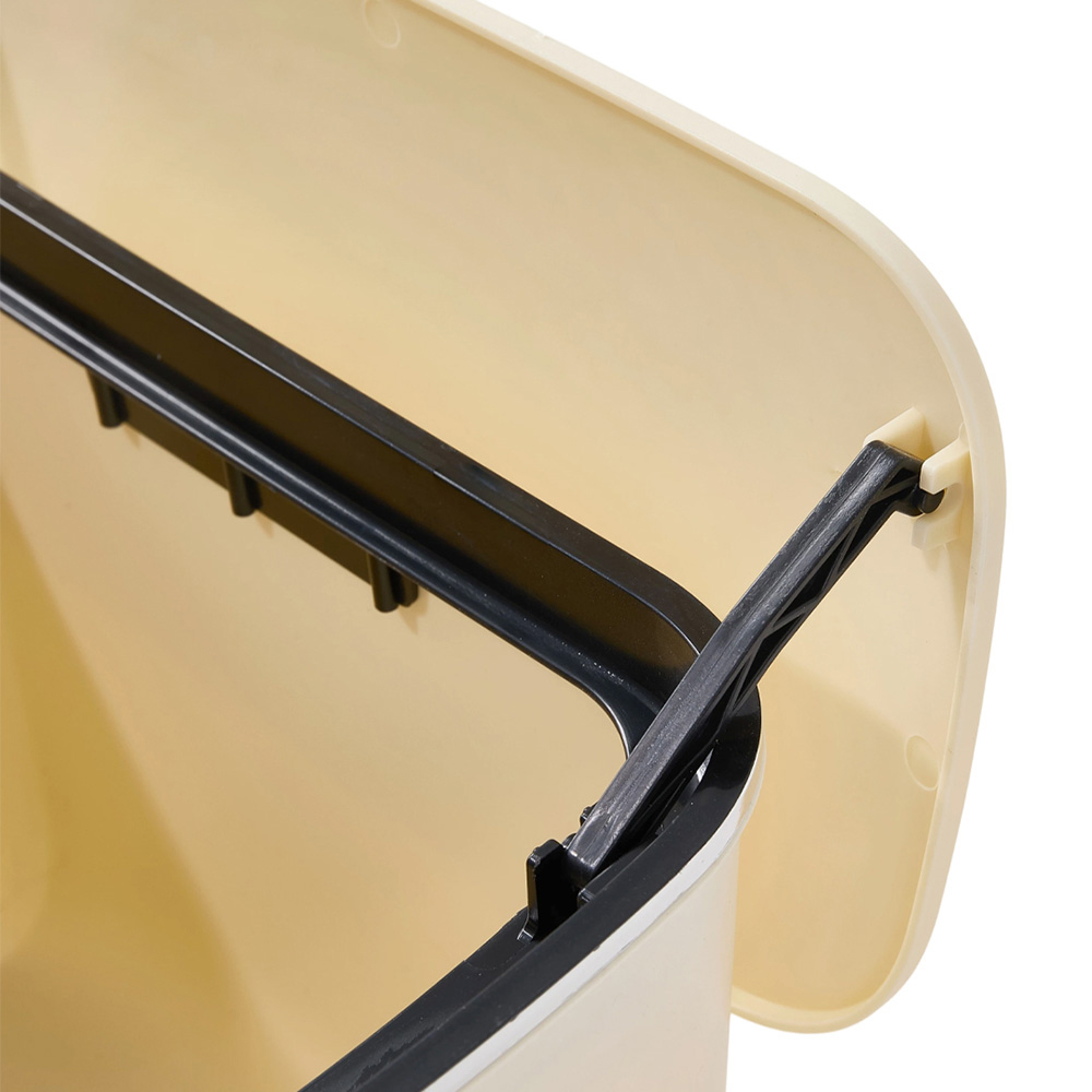 Living and Home Cream Hanging Waste Bin with Lid 7L Image 5