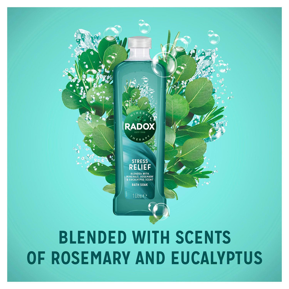 Radox Mineral Therapy Rosemary and Eucalyptus Scent Stress Relief Bath Soak 1L 8 Pack Image 5