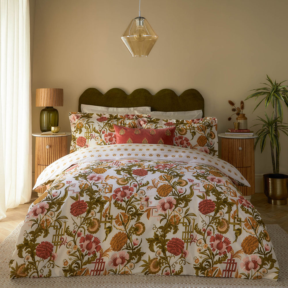 Seventy Three Ishana Super King Size Russet Reversible Floral Duvet Set Image 4