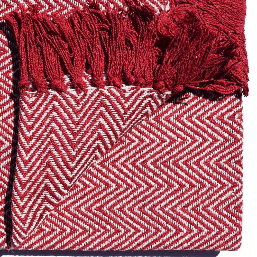 Rapport Home Skye Red Tasselled Throw 127 x 152cm Image 3