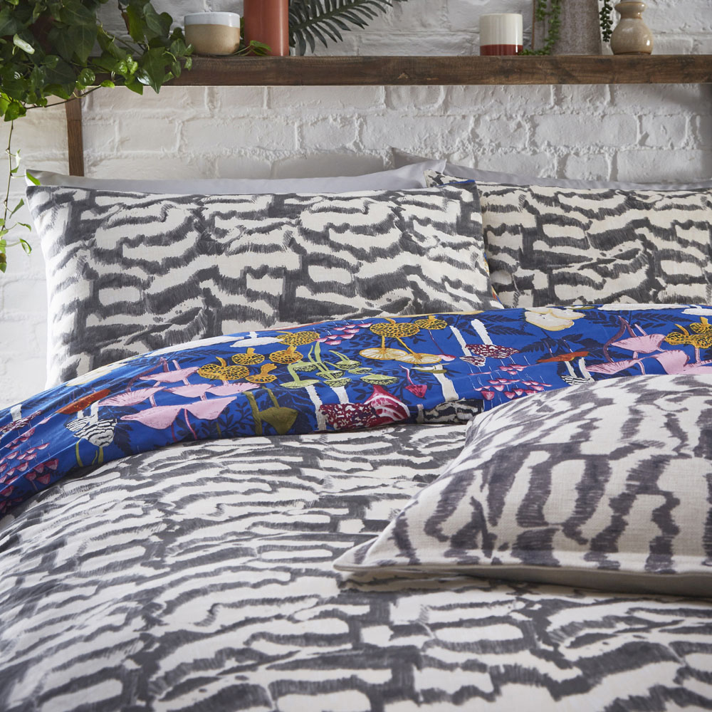 furn. Amanita Single Cobalt Duvet Set Image 2