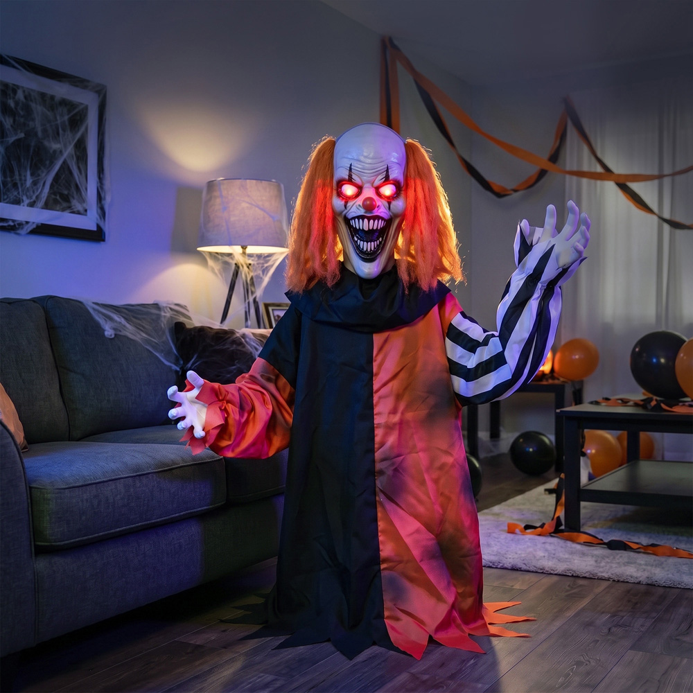 HOMCOM Light Up Face Changing Animated Clown Halloween Decoration 2.7ft Image 2