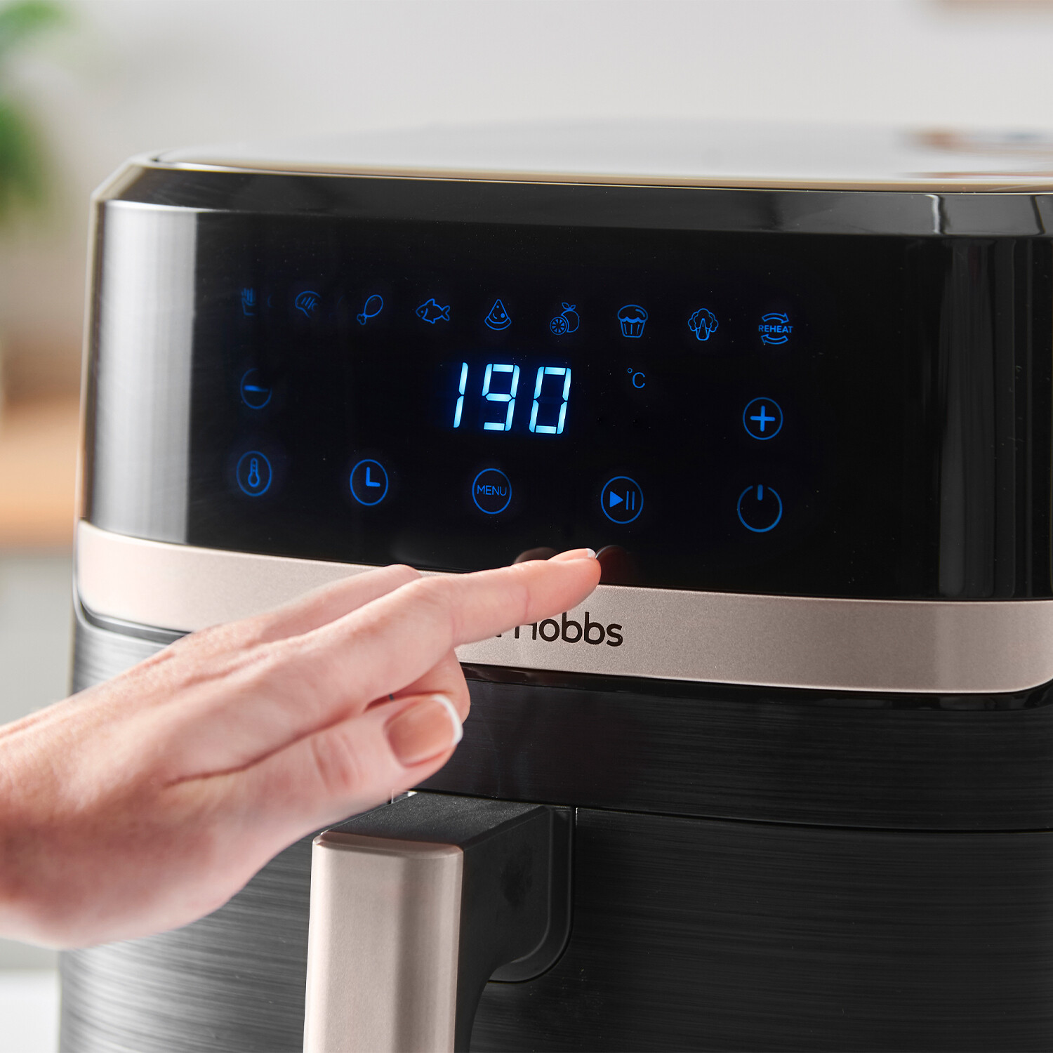 Russell Hobbs Single Drawer Air Fryer Black Image 5