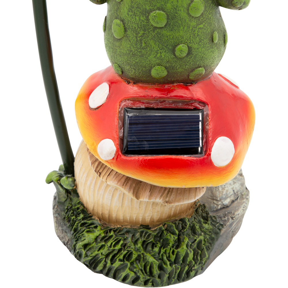 GardenKraft Frog Reading Under Fairy Flower LED Solar Decorative Light Image 4