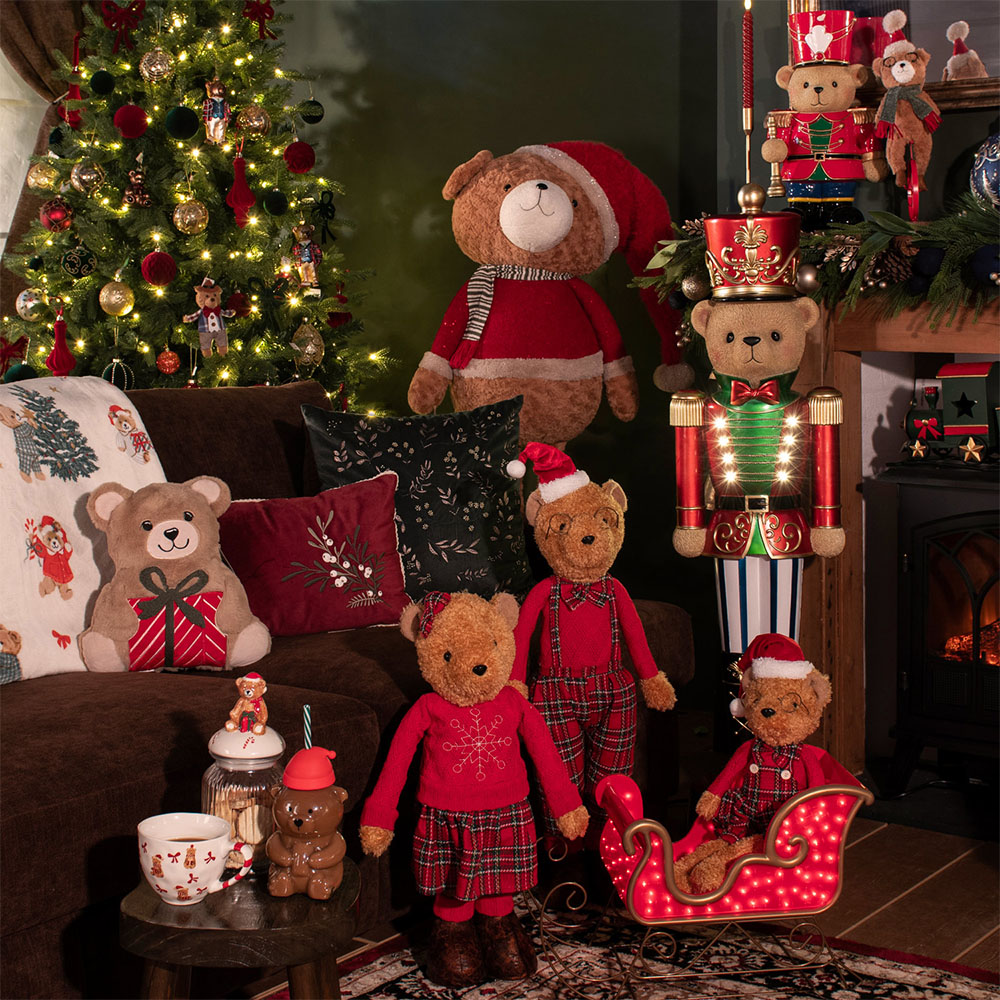 Buddy Bear Christmas Cushion Brown Image 3