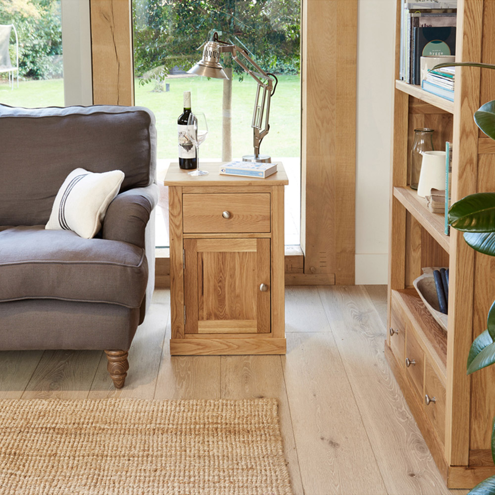 Baumhaus Mobel Single Door Single Drawer Oak Lamp Table Image 3