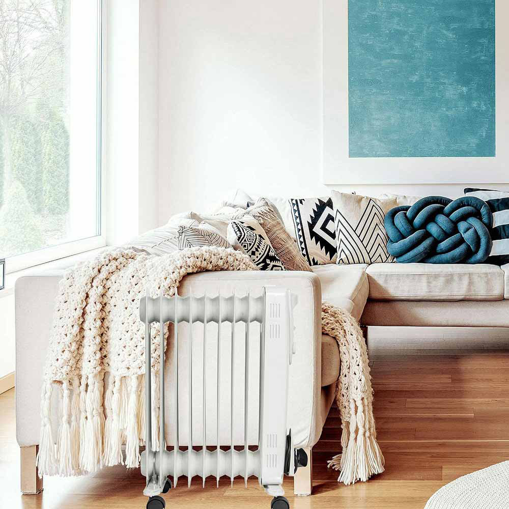 Mylek White Oil Filled Heater with Adjustable Thermostat 2000W Image 2