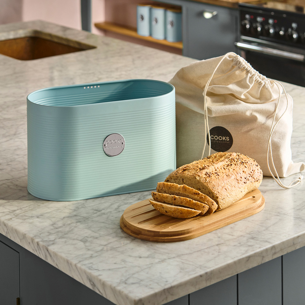 Cooks Professional Blue and Silver Ribbed Bread Bin with Linen Bag and Bamboo Lid Image 2