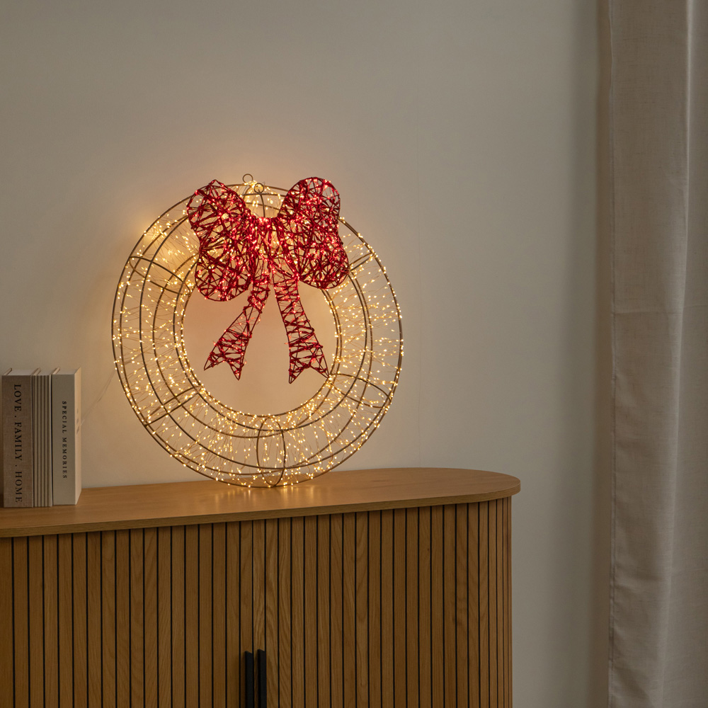 Samuel Alexander 2000 Warm White and Red LED Light-Up Christmas Wreath with Bow 60cm Image 8