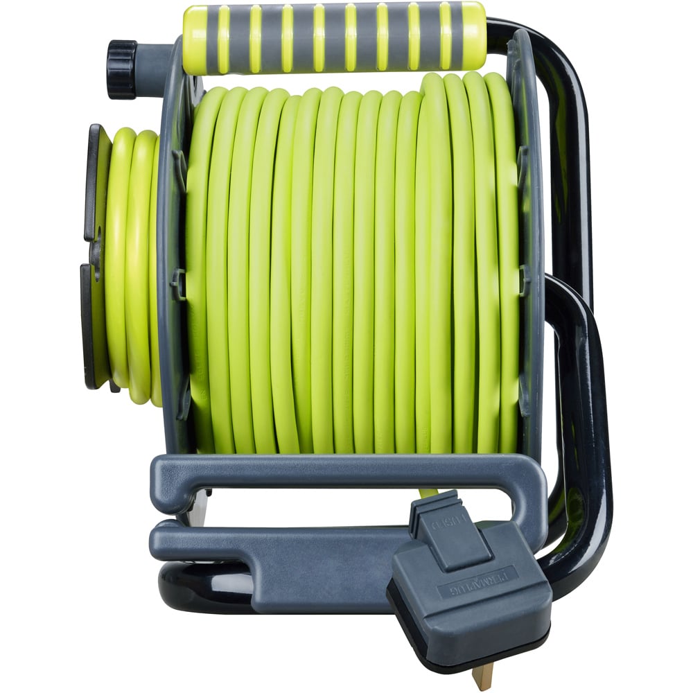 Masterplug 13A 1 Weatherproof Socket Reverse Medium Open Cable Reel 25m Image 6