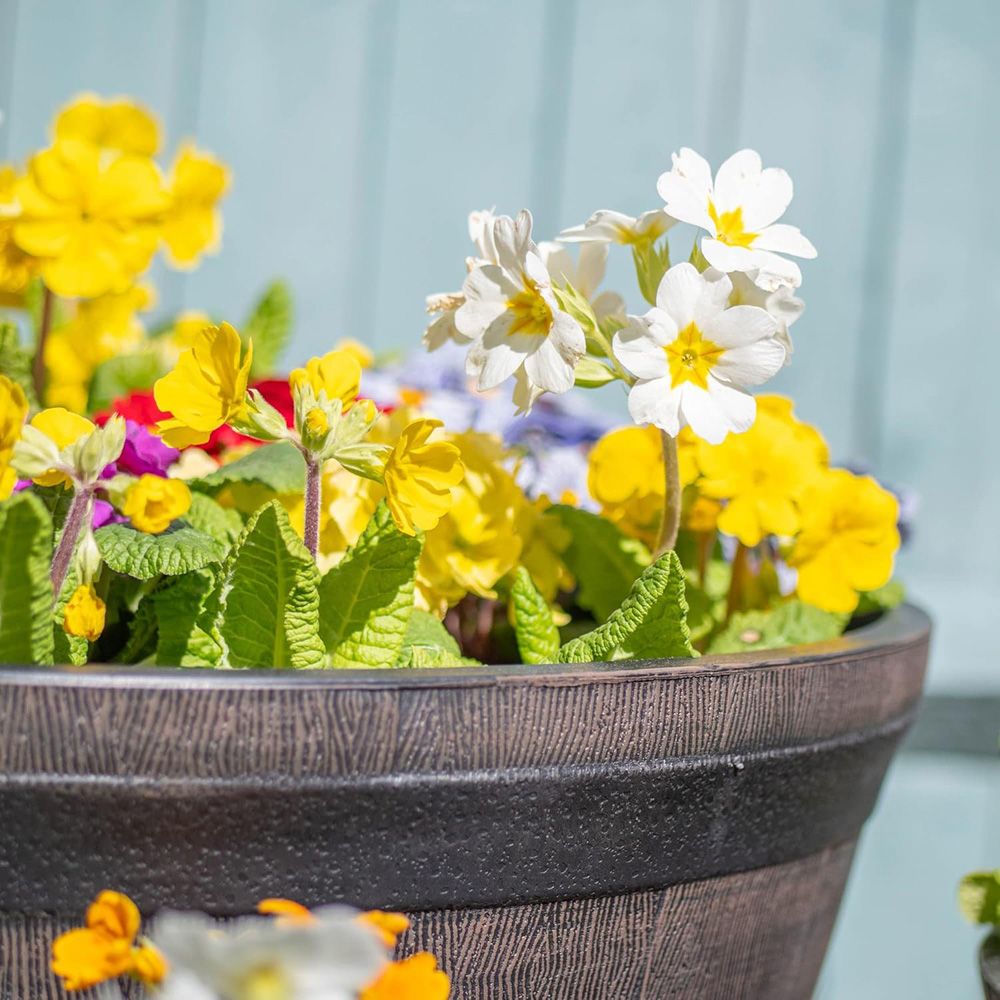 Garden Gear Small Wooden Barrel Effect Planter 4 Pack Image 3