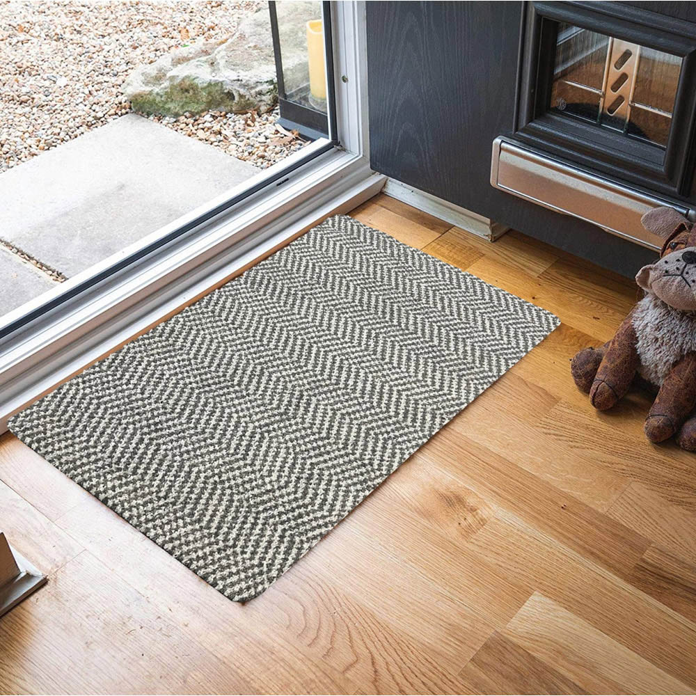 Desire Rugs Herringbone Silver Anti Slip Door Mat 50 x 80cm Image 2